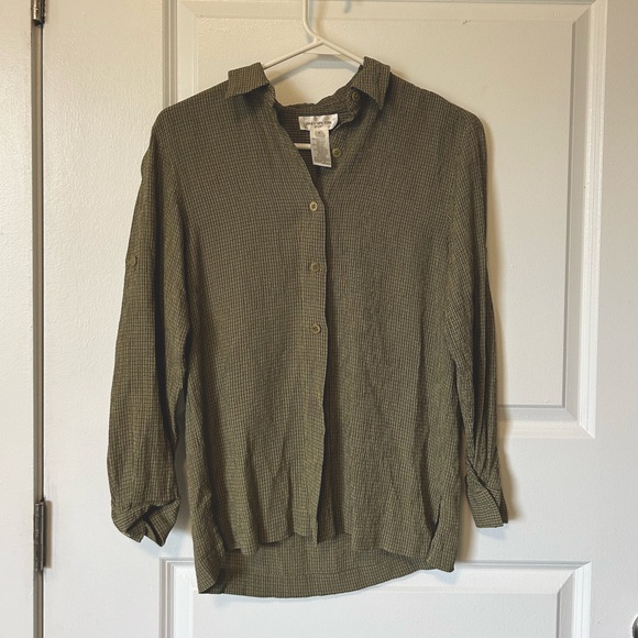 Cutie Green Button Down - Picture 1 of 5